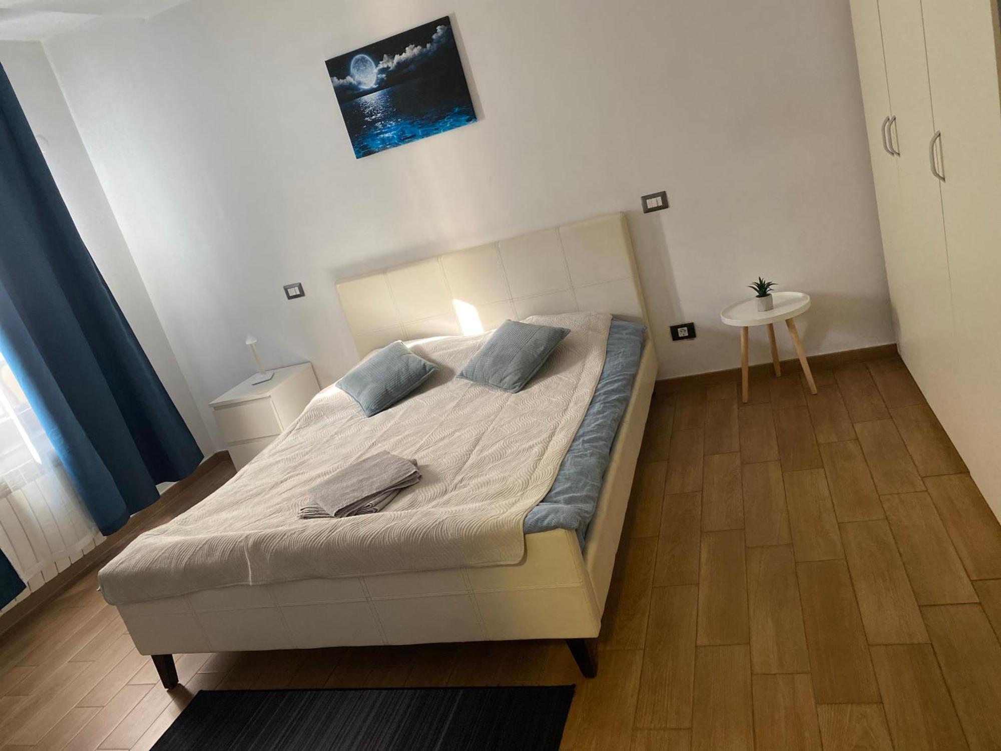 Royal Suite Unirii-2 Bdr Apartment Βουκουρέστι Εξωτερικό φωτογραφία