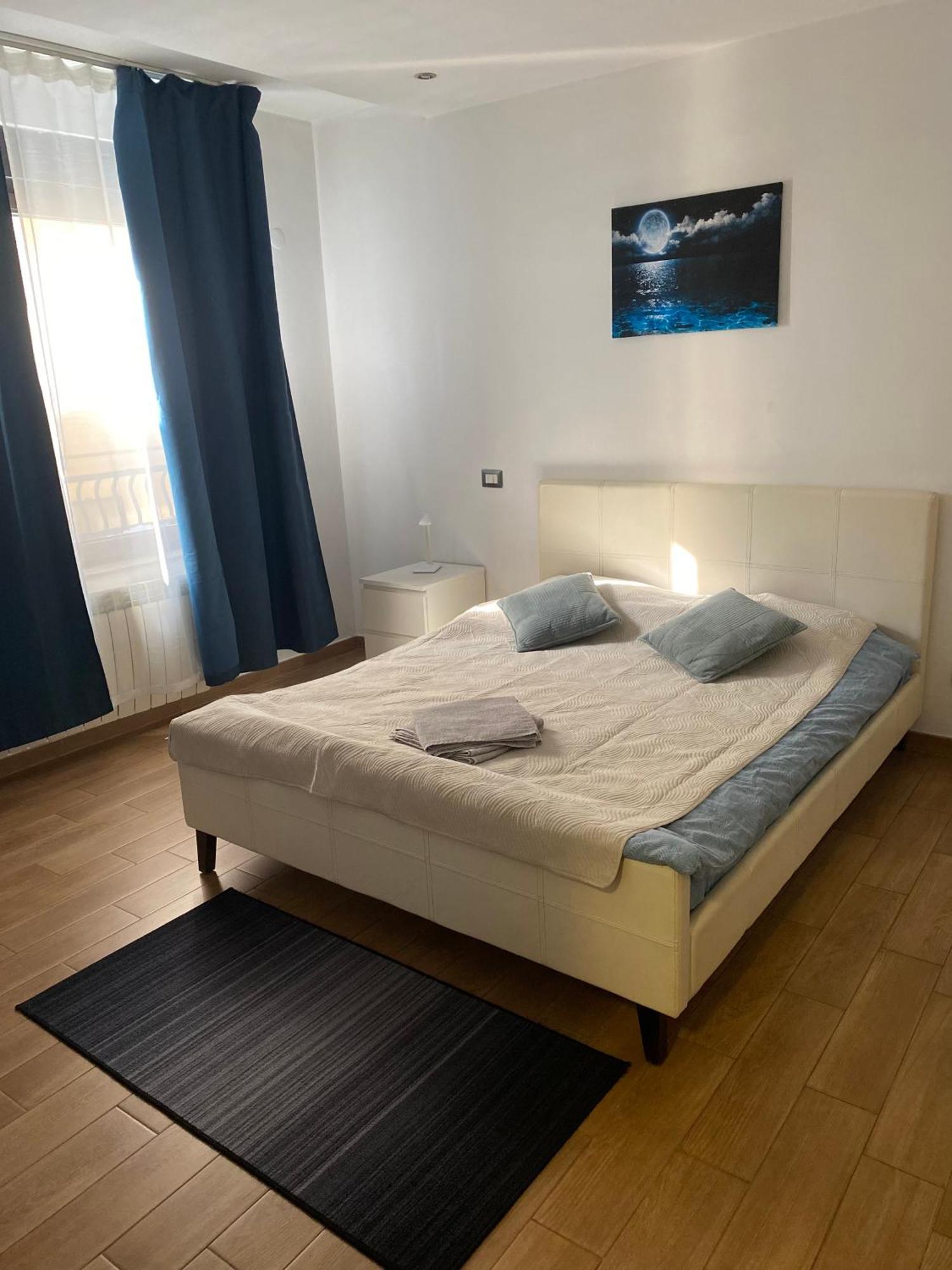 Royal Suite Unirii-2 Bdr Apartment Βουκουρέστι Εξωτερικό φωτογραφία